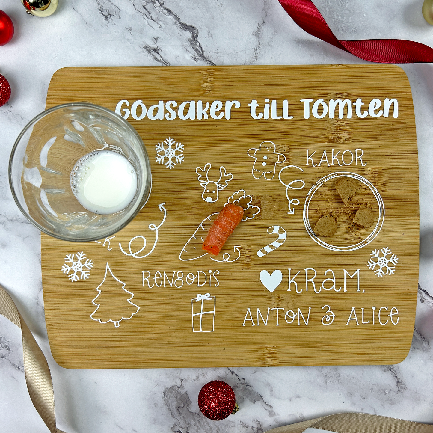 Bricka med godsaker till tomten