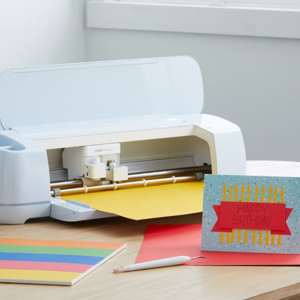 Cricut Maker 3 + Materials Bundle