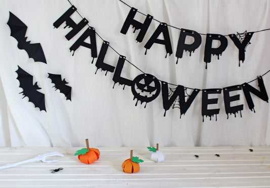 Happy Halloween girlang