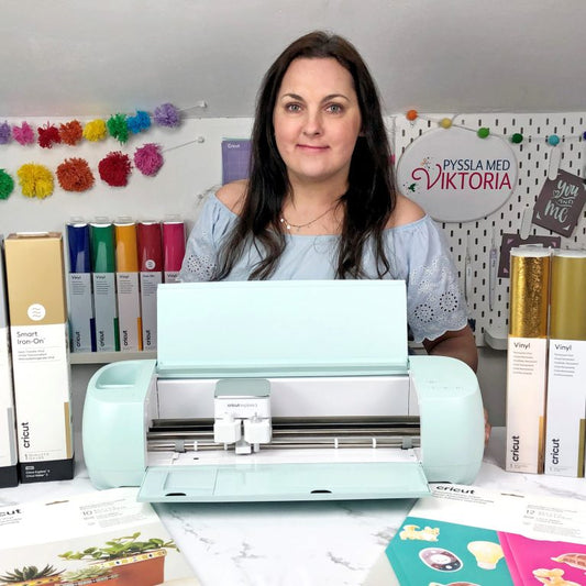 Hur Du Packar Upp och Installerar Din Nya Cricut Explore 3